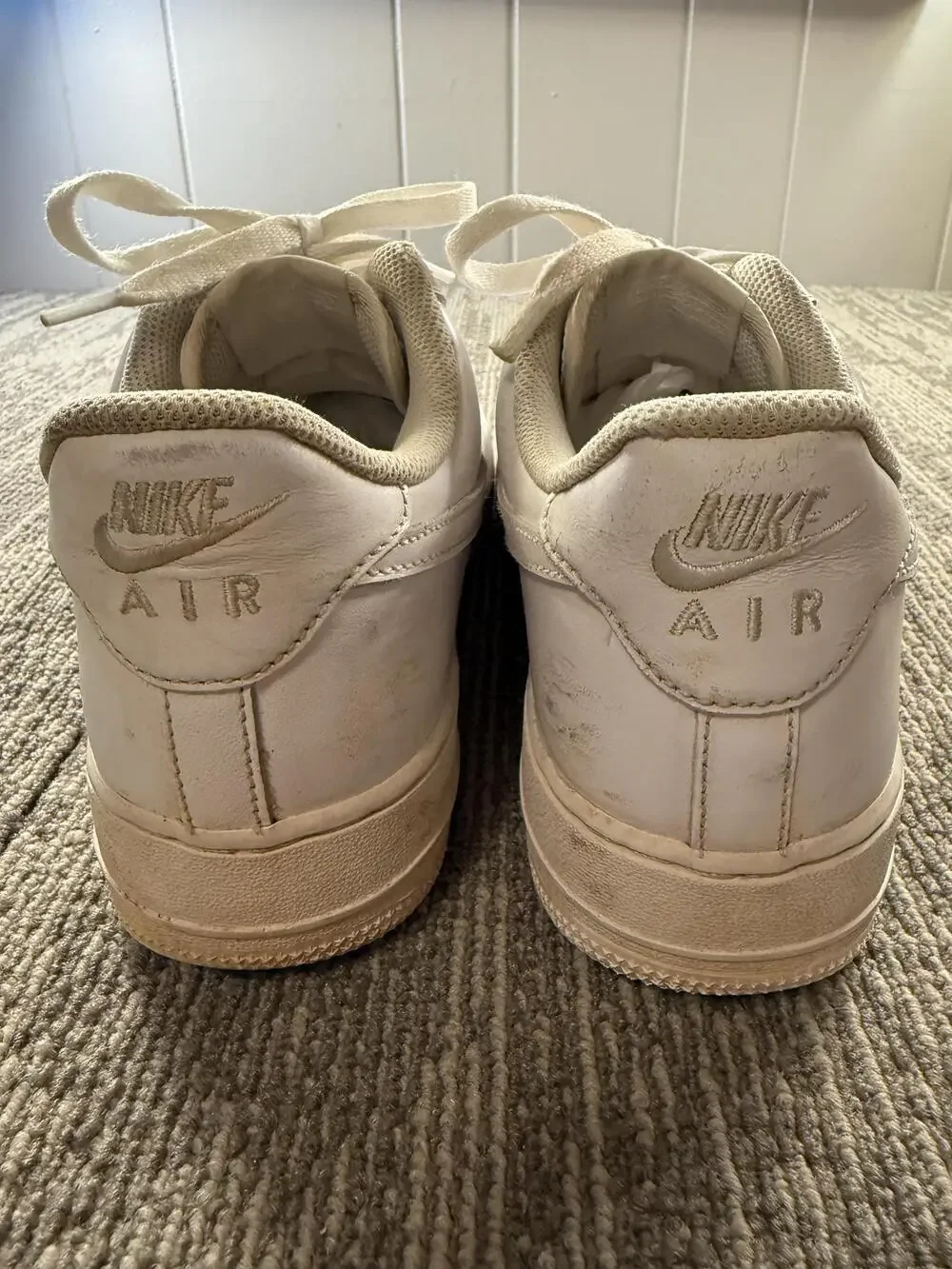 Nike Air Force 1 '07 Shoes Mens Size 9.5 White Triple White Sneakers CW2288-111